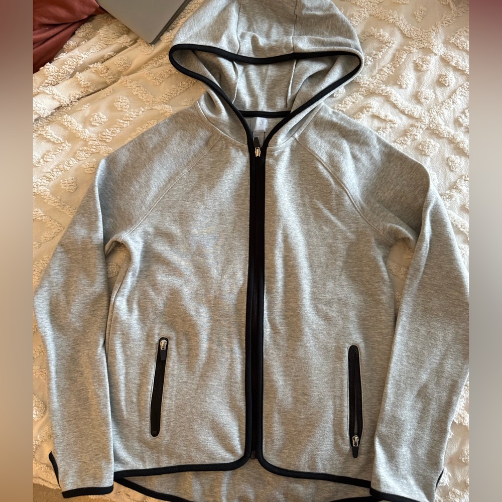 Gap Fit - Women's Full-Zip Hooded Jacket w/ Pockets and Thumbholes